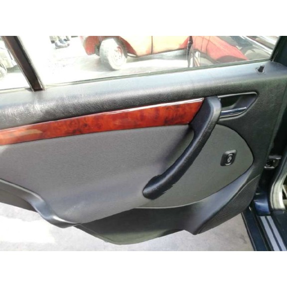 mercedes-benz clase c (w202) berlina del año 1999