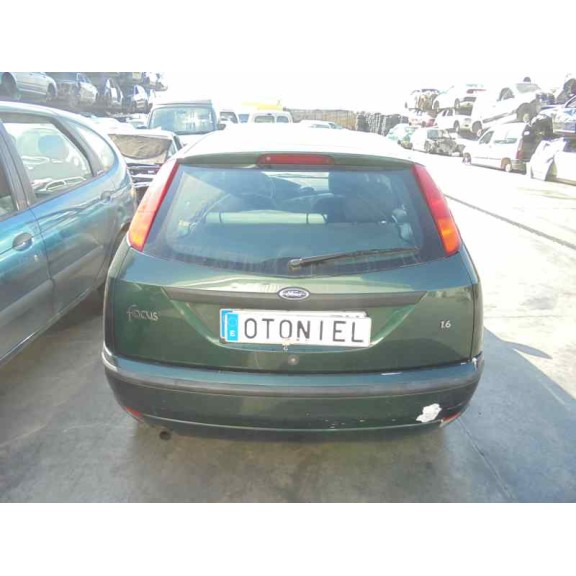 ford focus berlina (cak) del año 2004