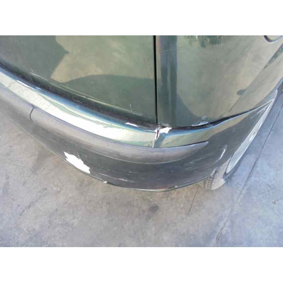 ford focus berlina (cak) del año 2004