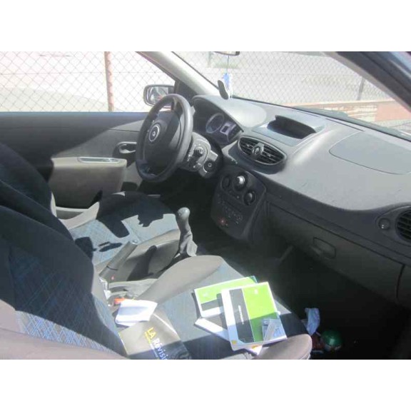 renault clio iii del año 2008