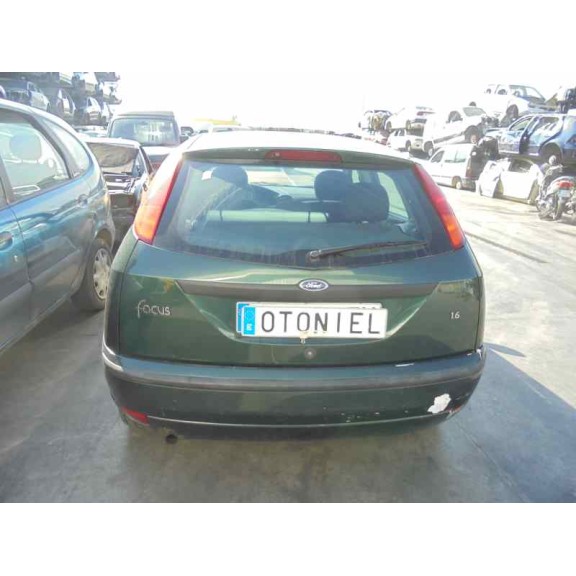 ford focus berlina (cak) del año 2004