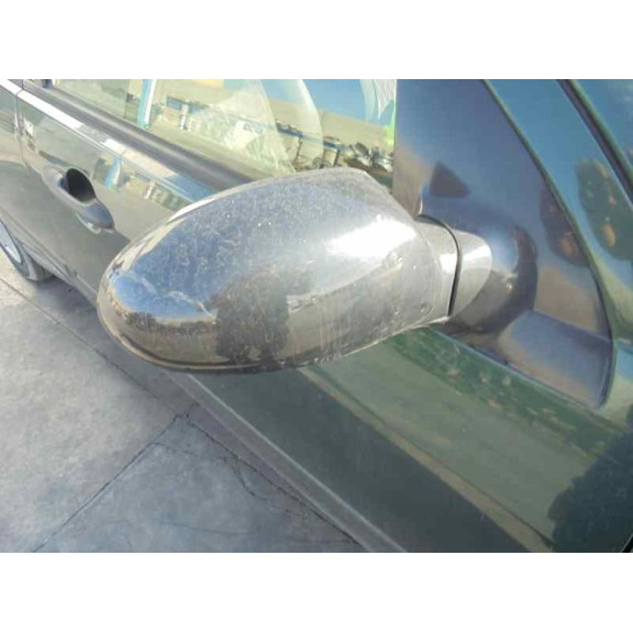 ford focus berlina (cak) del año 2004