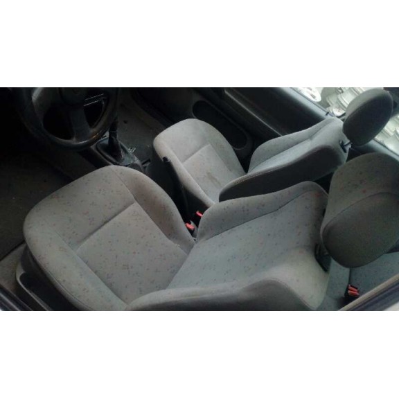 volkswagen polo berlina (6n1) del año 1997