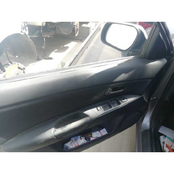 mazda 3 berlina (bk) del año 2004