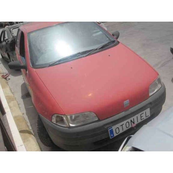fiat punto berlina (176) del año 1999