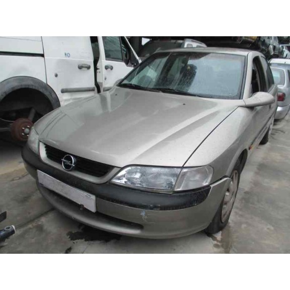 opel vectra b berlina del año 1997