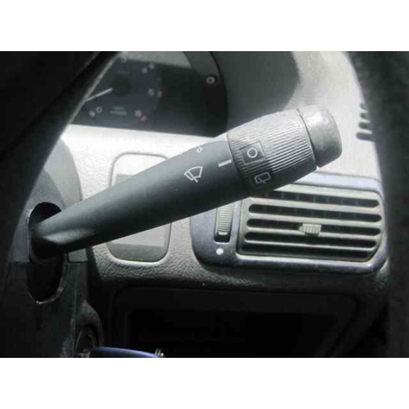 fiat punto berlina (176) del año 1999