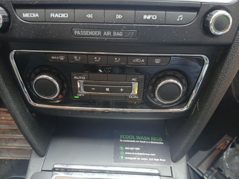 Recambio de mando climatizador para skoda superb ii (3t4) 2.0 tdi 16v referencia OEM IAM 3T0907044BK  