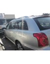toyota avensis wagon (t25) del año 2004