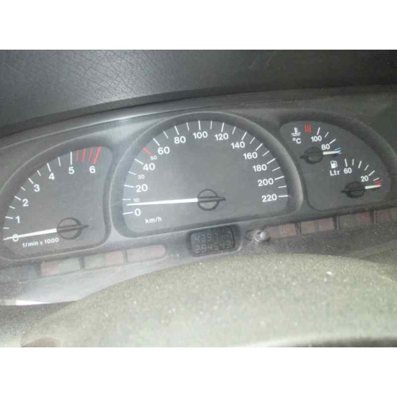 opel vectra b berlina del año 1997