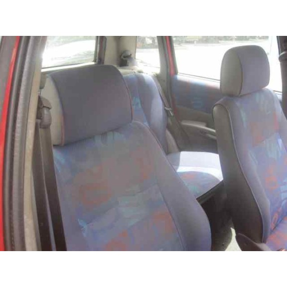 fiat punto berlina (176) del año 1999