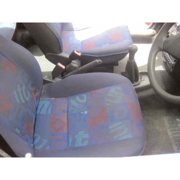 fiat punto berlina (176) del año 1999