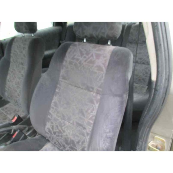 opel vectra b berlina del año 1997