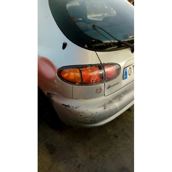 daewoo lanos del año 2001