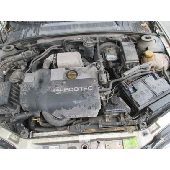 opel vectra b berlina del año 1997