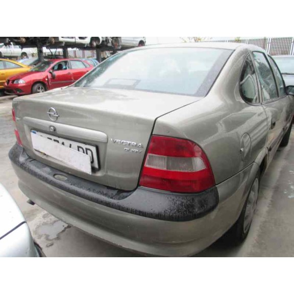 opel vectra b berlina del año 1997