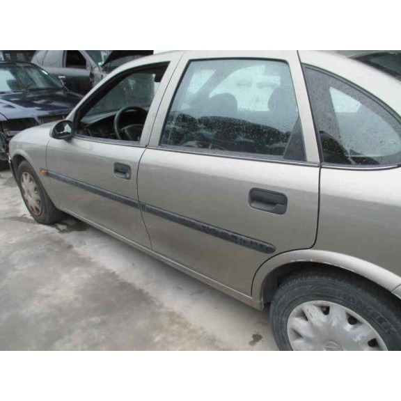 opel vectra b berlina del año 1997