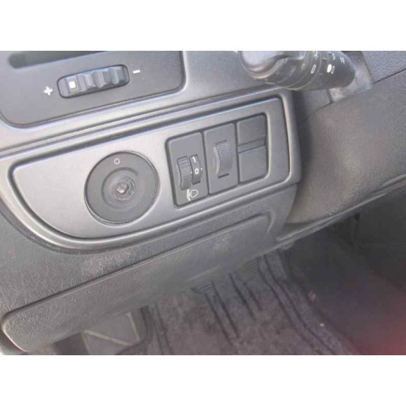 citroën xsara berlina del año 1998