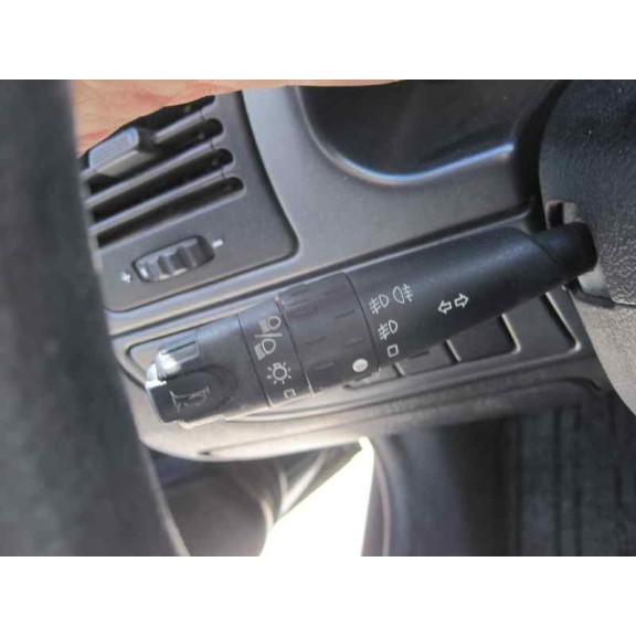 citroën xsara berlina del año 1998