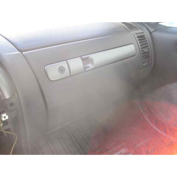 citroën xsara berlina del año 1998