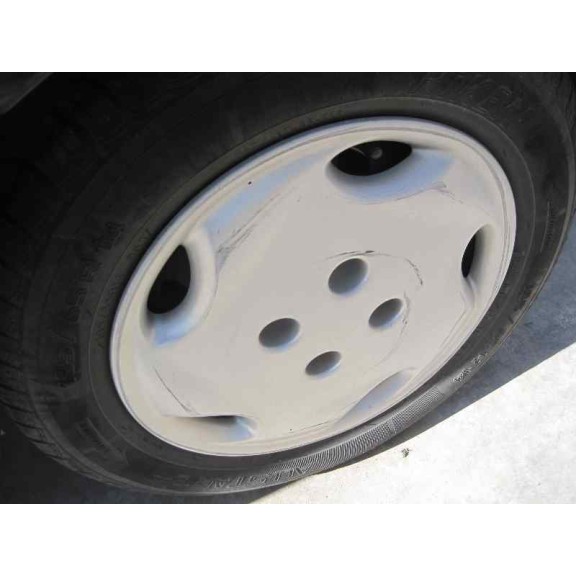 citroën xsara berlina del año 1998