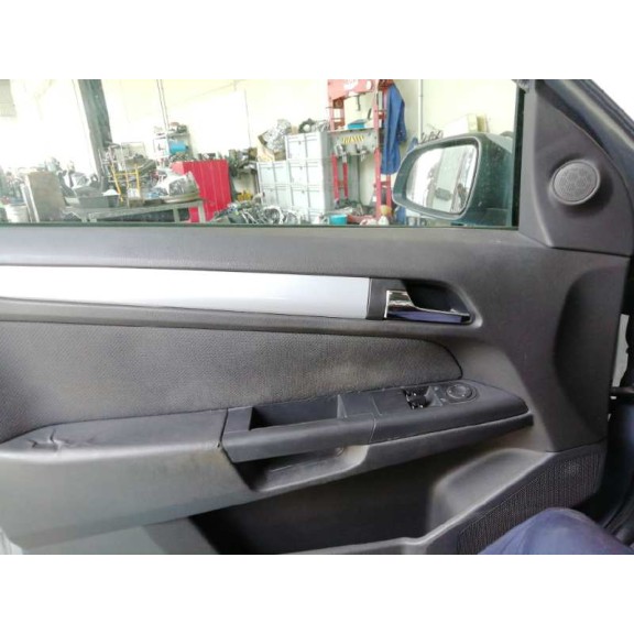 opel astra h berlina del año 2004