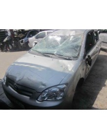 toyota corolla (e12) del año 2004