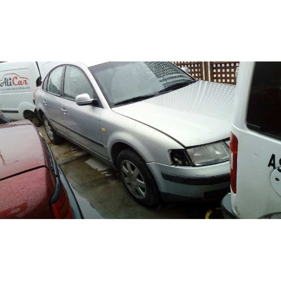volkswagen passat berlina (3b2) del año 1999