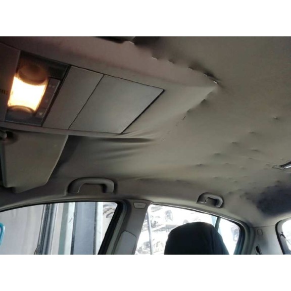 opel astra h berlina del año 2004