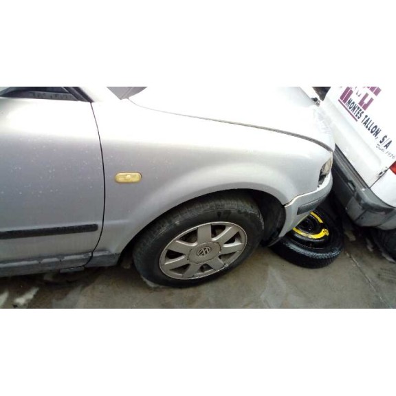 volkswagen passat berlina (3b2) del año 1999