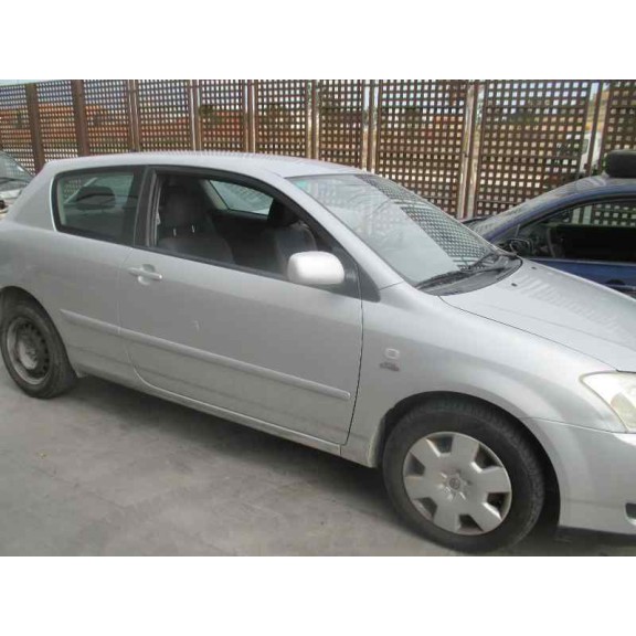 toyota corolla (e12) del año 2004