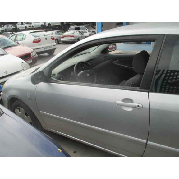 toyota corolla (e12) del año 2004