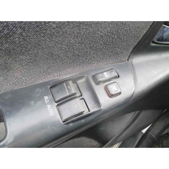 toyota corolla (e12) del año 2004