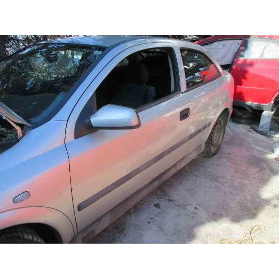 opel astra g berlina del año 1998