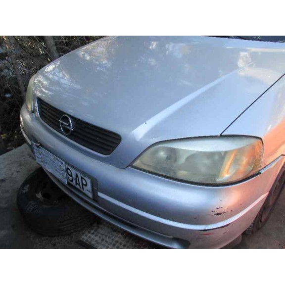 opel astra g berlina del año 1998