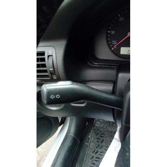 volkswagen passat berlina (3b2) del año 1999