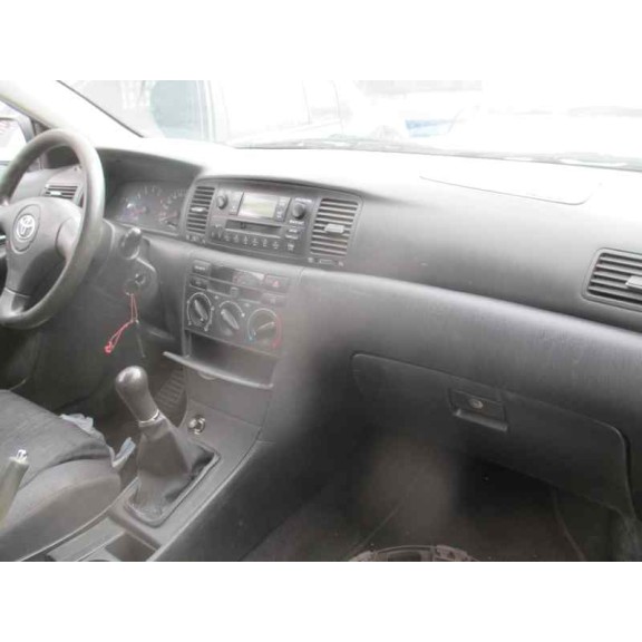 toyota corolla (e12) del año 2004