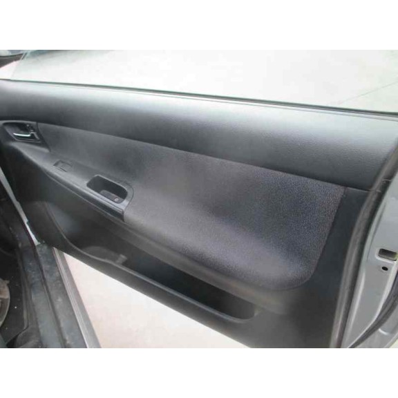 toyota corolla (e12) del año 2004