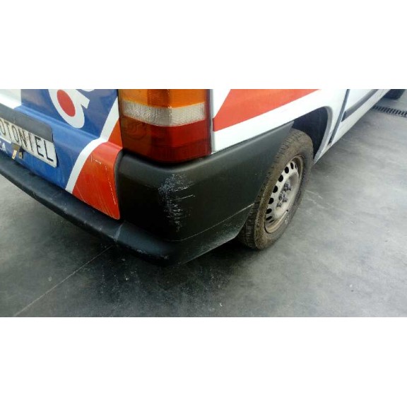 mercedes-benz vito (w638) caja cerrada del año 1998