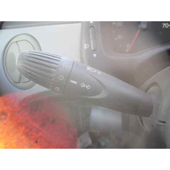 fiat punto berlina (188) del año 2001