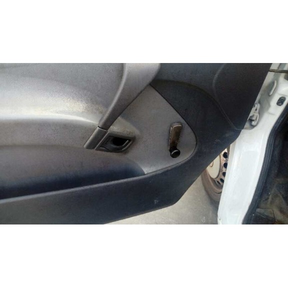 mercedes-benz vito (w638) caja cerrada del año 1998