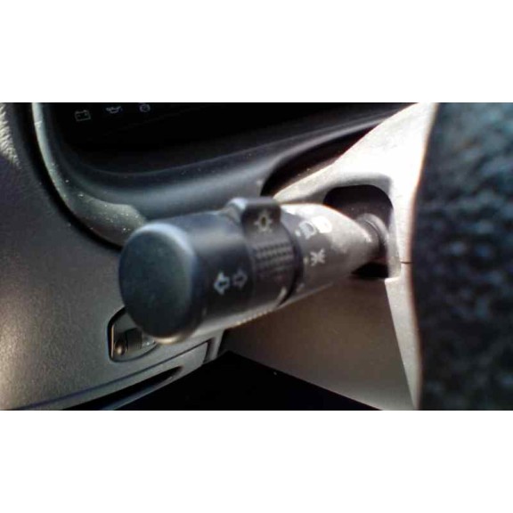 ford fiesta berlina del año 1998