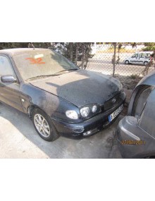 toyota corolla (e11) del año 2000