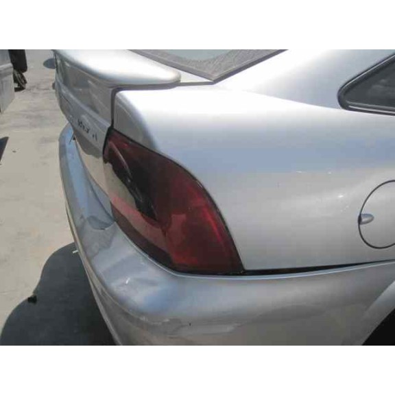 opel vectra b berlina del año 2001