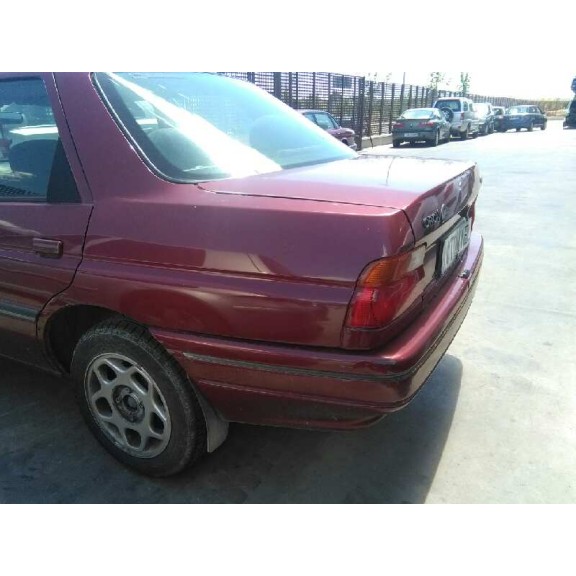 ford escort berlina del año 1993