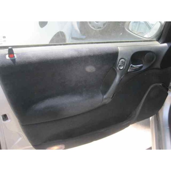 opel vectra b berlina del año 2001