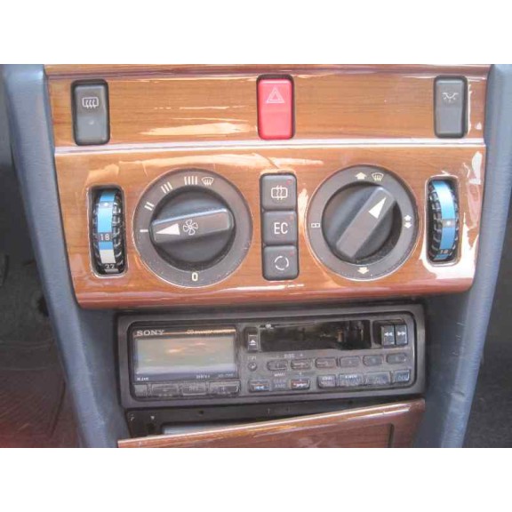 mercedes-benz clase e (w124) berlina del año 1990