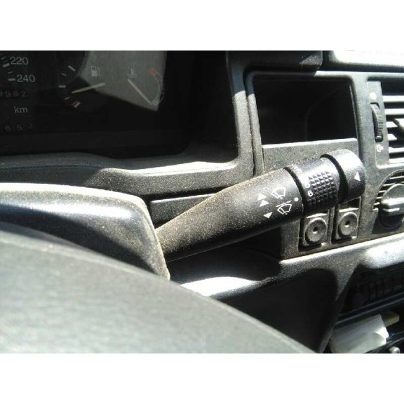 ford escort berlina del año 1993