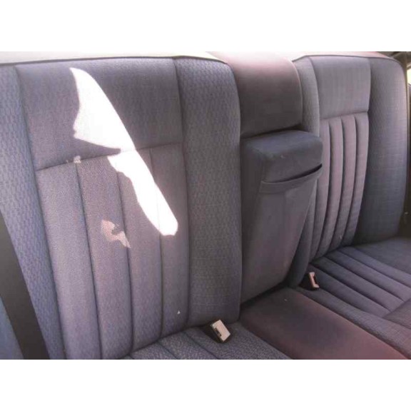 mercedes-benz clase e (w124) berlina del año 1990