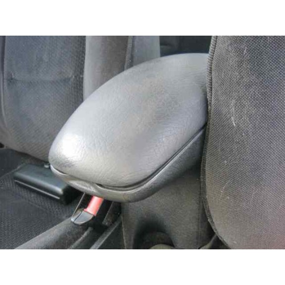 opel vectra b berlina del año 2001